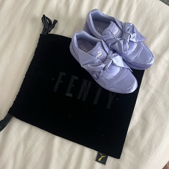 Fenty x Puma Lilac Bow shoes - Picture 7 of 7